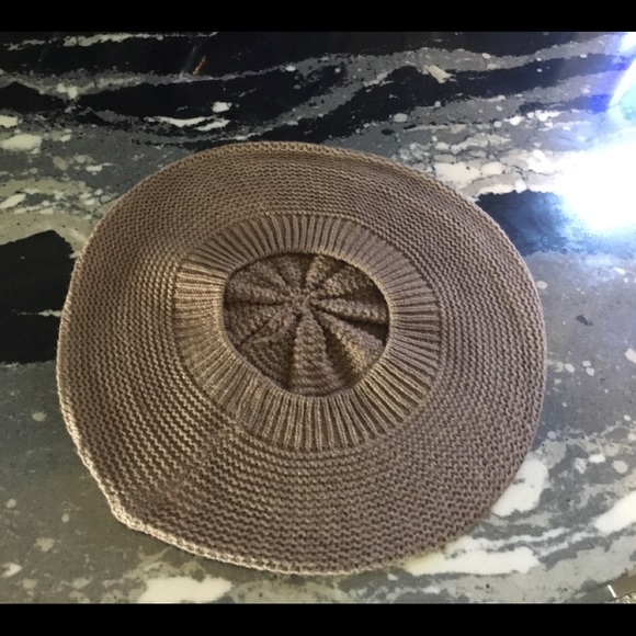 French Knit Brown New Hat - Picture 2 of 12